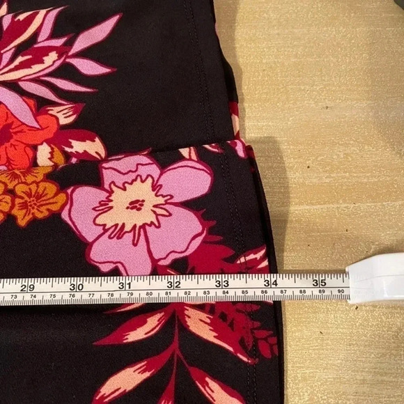 Ldla Floral Skater Dress - Picture 8 of 10